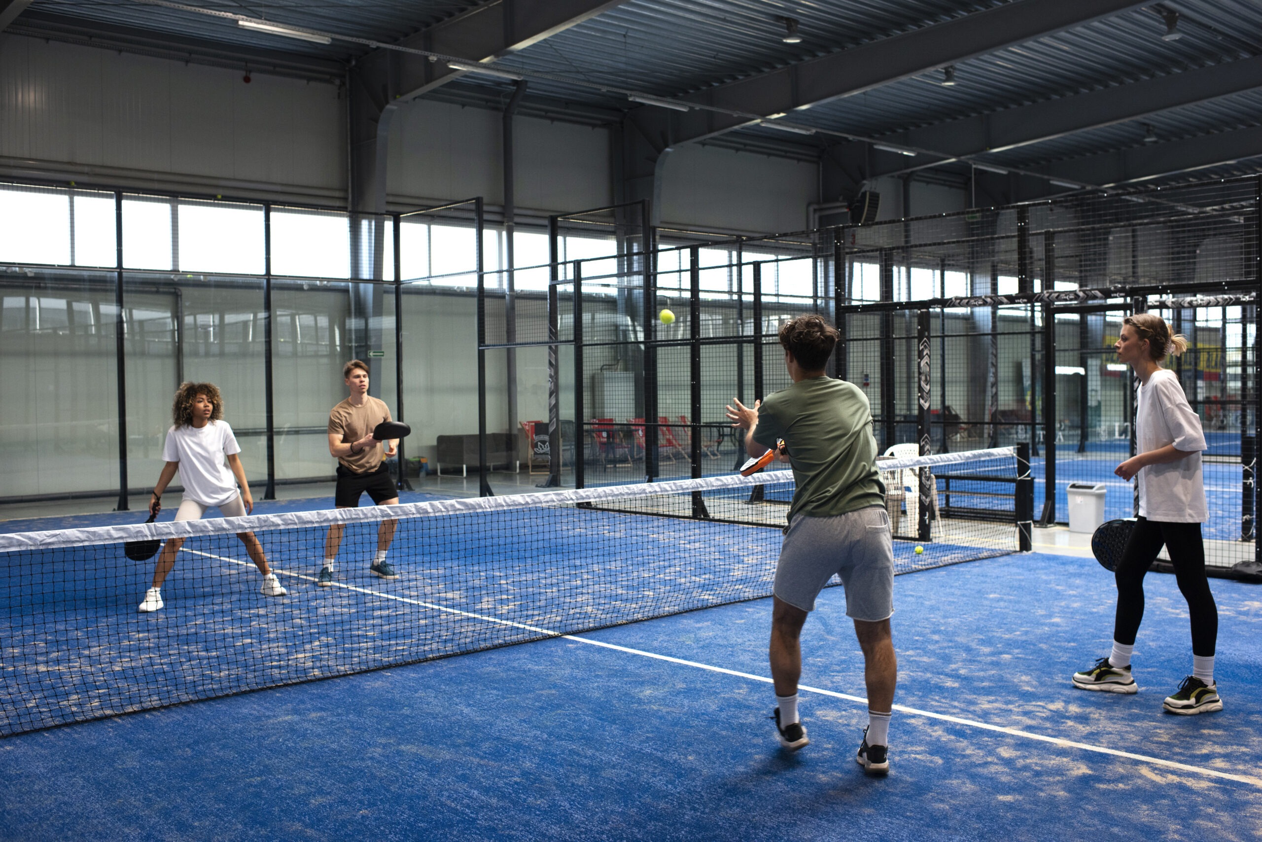 The modern paddle club: much more than courts, a moving community